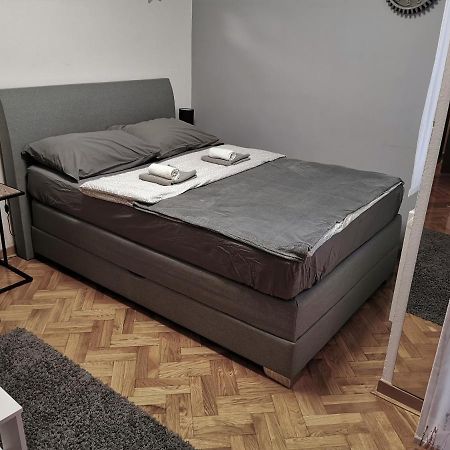 Time Keeper - Self Check In Apartment Osijek Luaran gambar