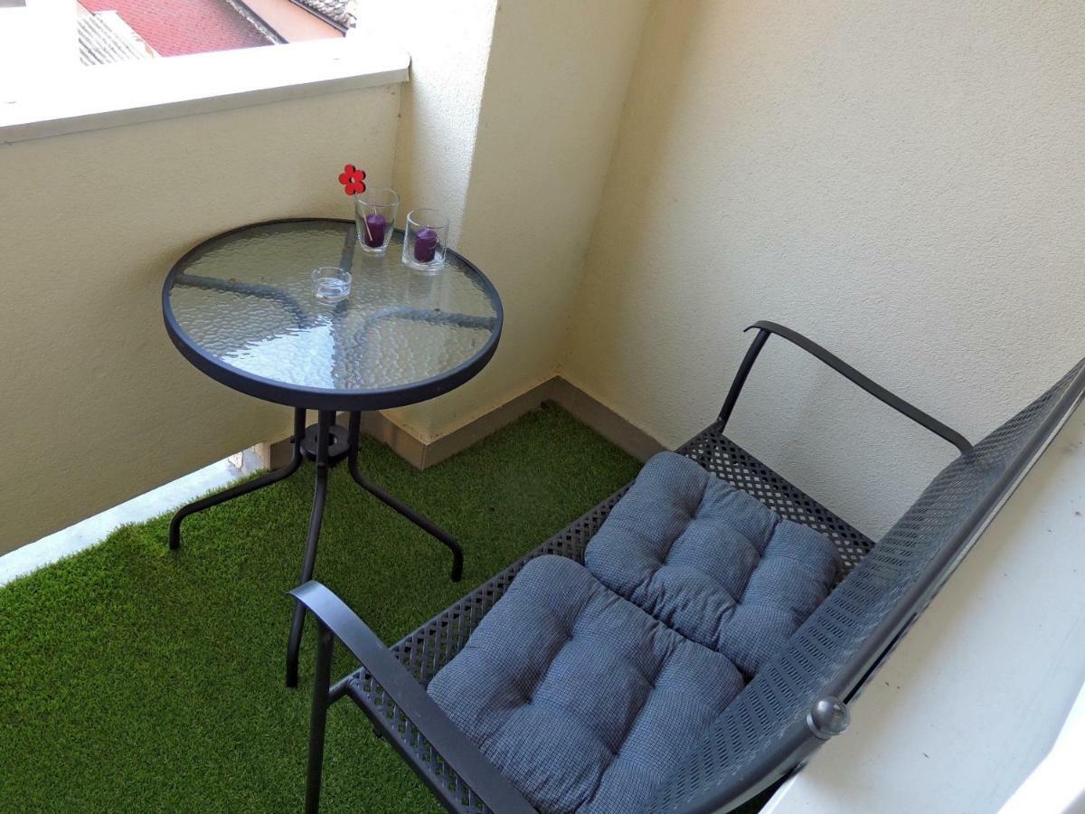 Time Keeper - Self Check In Apartment Osijek Luaran gambar